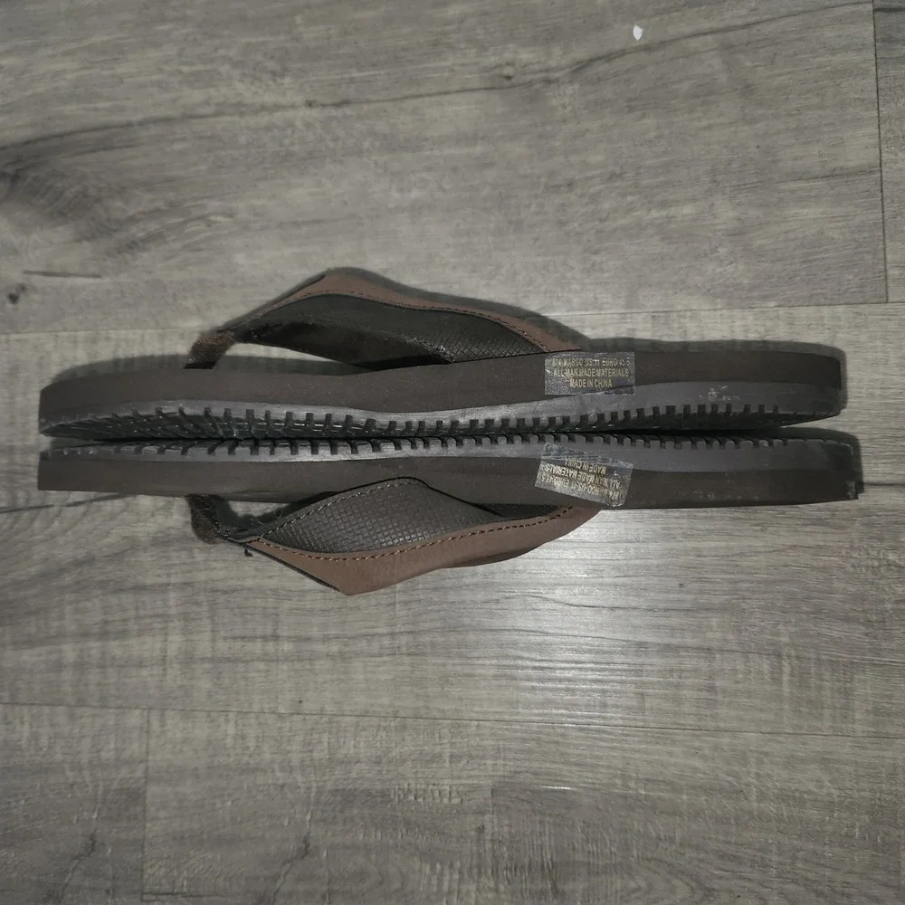 Flojos Marco Mens Brown Flip Flop Sandals Size 11 Thong Summer Beach Shoes‎ 874